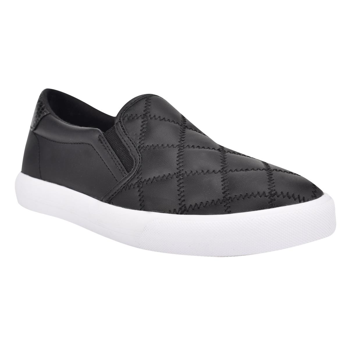 Nine West Lala Naisten Slip On Tennarit Mustat Mustat | 1834GIPCZ