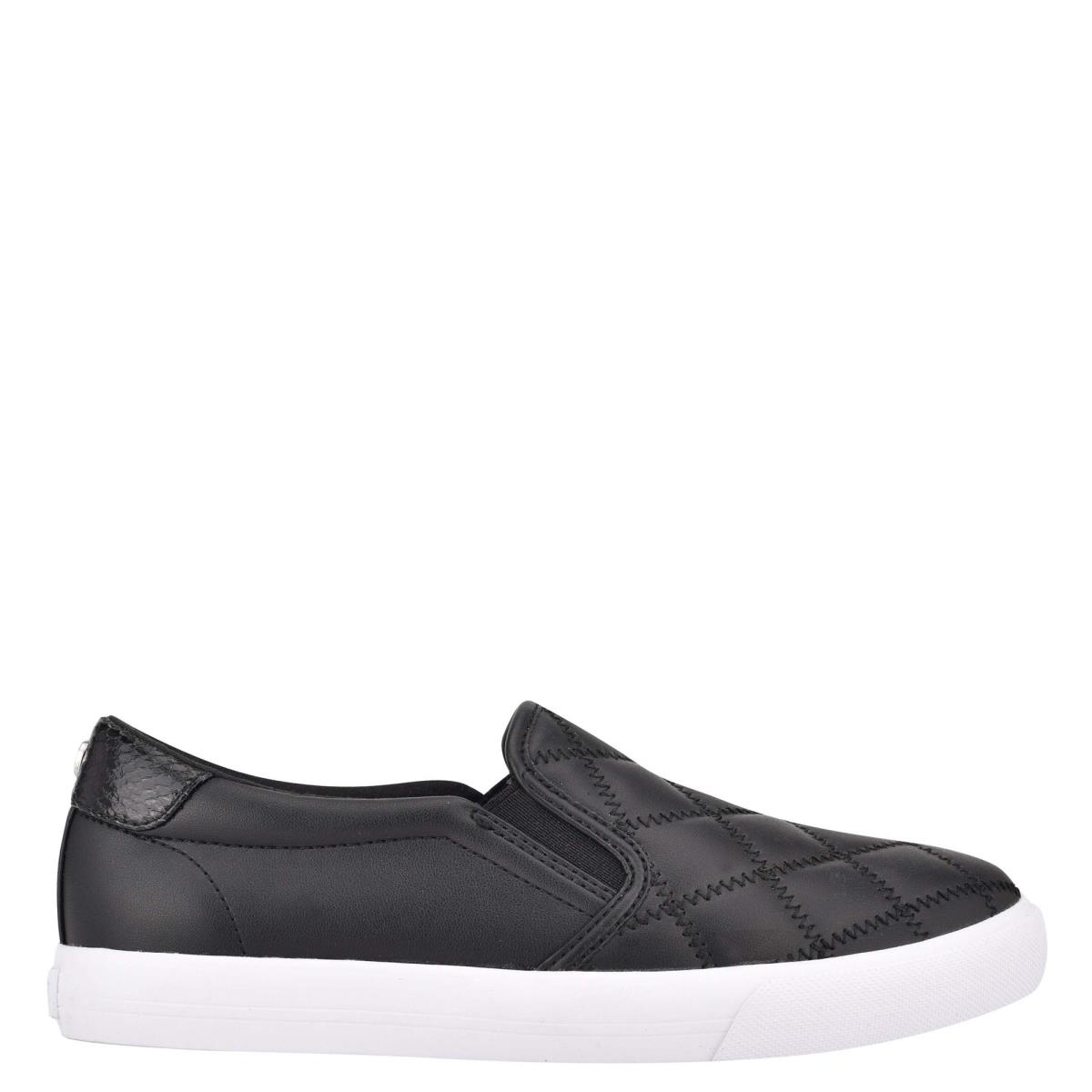 Nine West Lala Naisten Slip On Tennarit Mustat Mustat | 1834GIPCZ